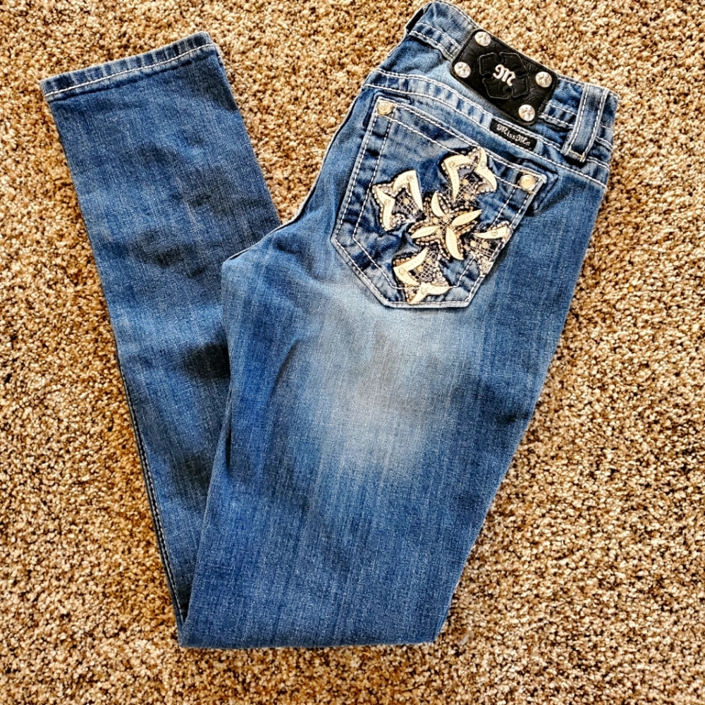 Miss Me Skinny Jeans Size 28